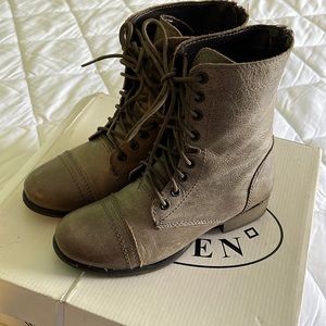 Steve Madden Kombat Stone Boots